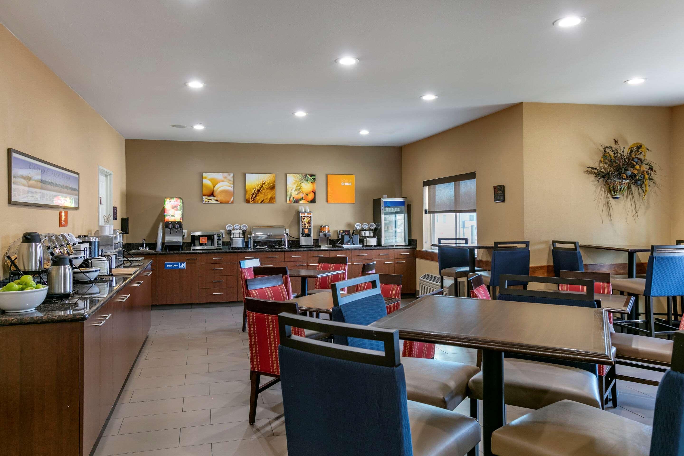 Comfort Inn Fort Collins North Екстериор снимка